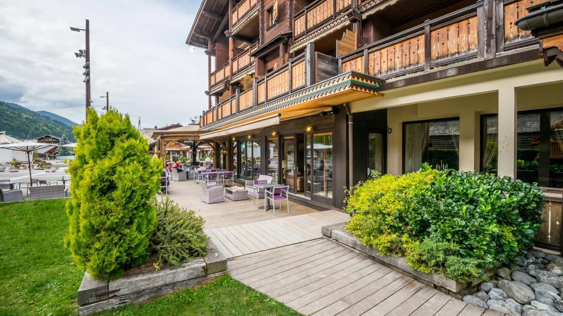****  Hotel Le Samoyede Morzine France